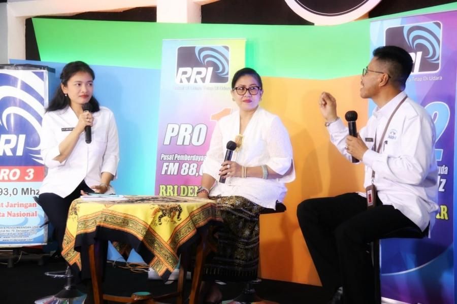 podiumnews.com-Ny. Putri Koster: BKKBN Imbau Pasangan Usia Subur Tunda Kehamilan Saat Pandemi 